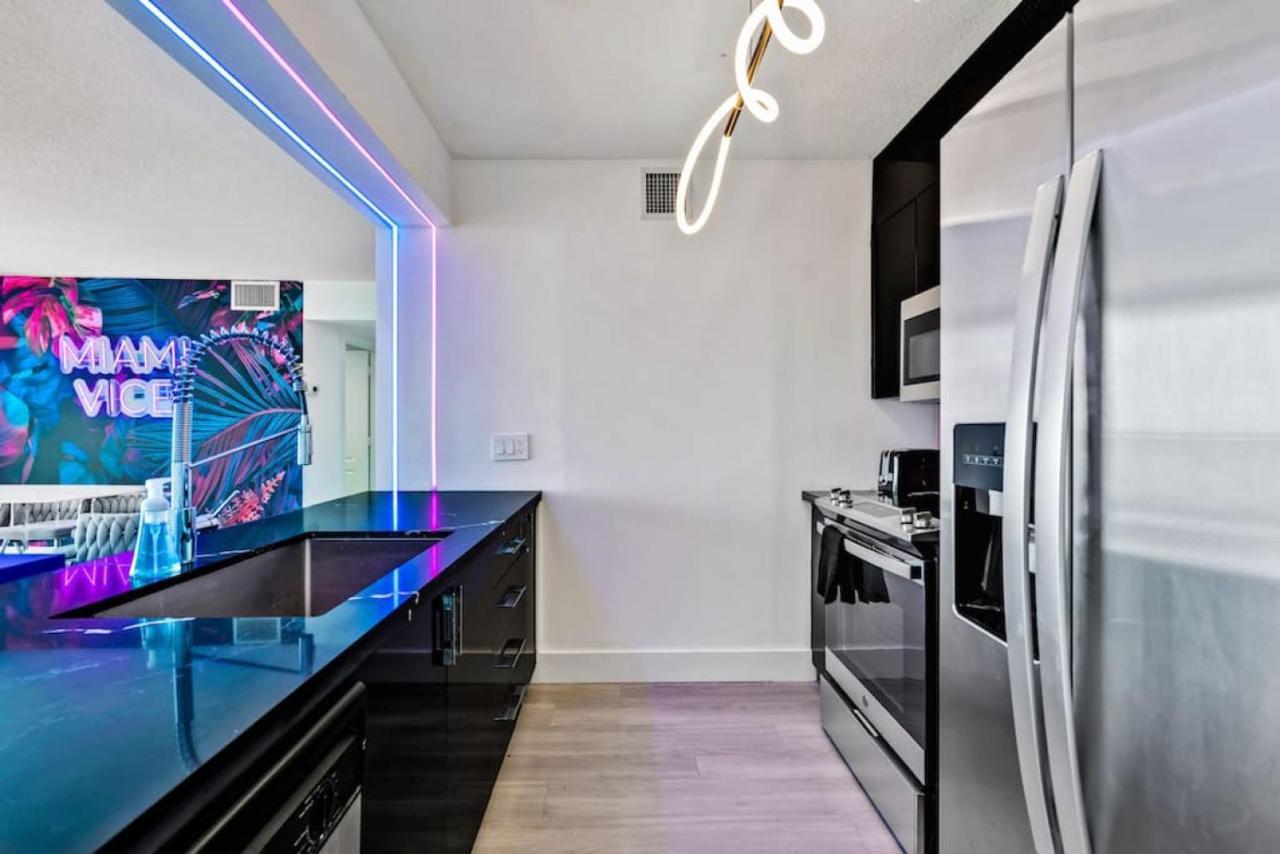 Miami Vice Oceanfront Sky Villa Zewnętrze zdjęcie